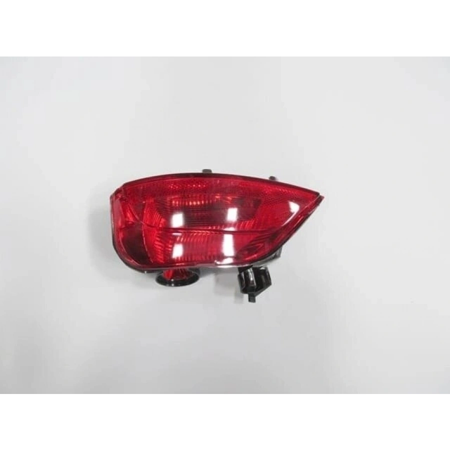 ARKA TAMPON REFLEKTORU SOL SEDAN MEGANE IV