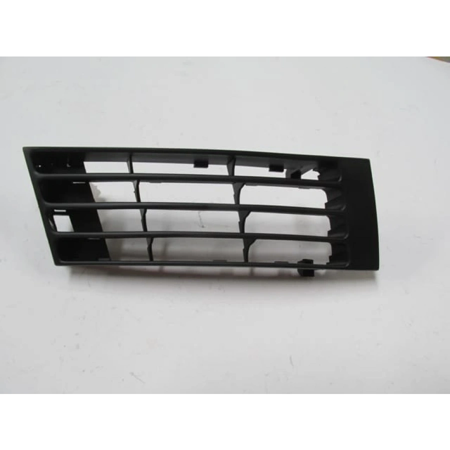 AUDI A4- 00/01; SİS LAMBA KAPAĞI SAĞ SİYAH (TYG)