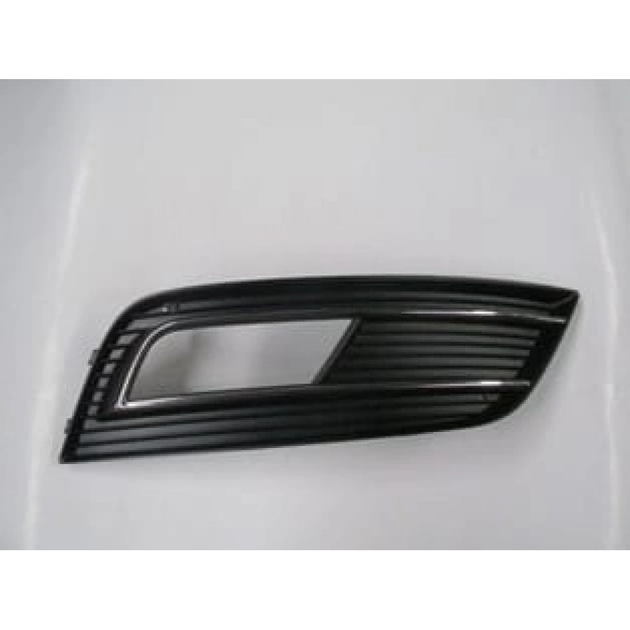 AUDI A4- 13/15; SİS LAMBA KAPAĞI SAĞ SİS DELİKLİ (NİKELAJ ÇITALI)