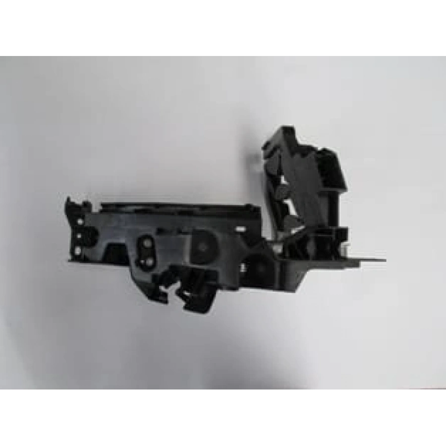 AUDI Q5- 13/16; FAR ALT BAĞLANTI BRAKETİ KÖŞE SOL PLASTİK (TW)
