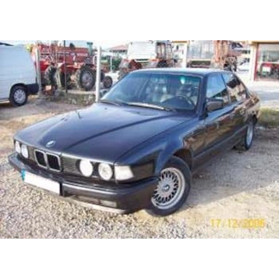 BMW 7 SERI- E32- 88/92; ARAÇ BİLGİLERİ VE RESİMLERİ