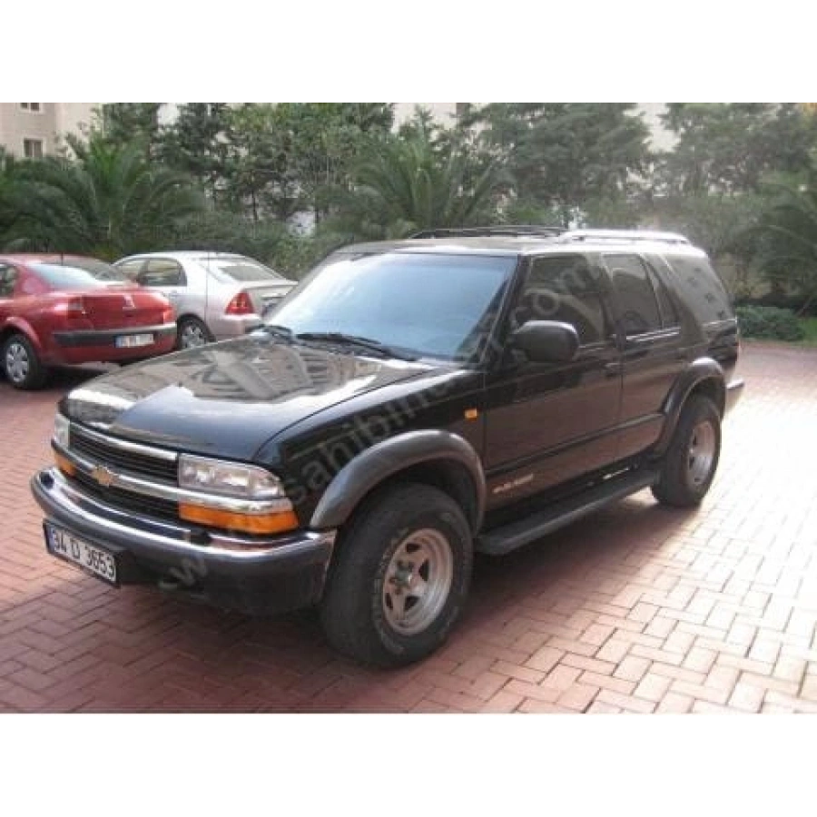 CHEVROLET BLAZER- 98/01; ARAÇ BİLGİLERİ VE RESİMLERİ