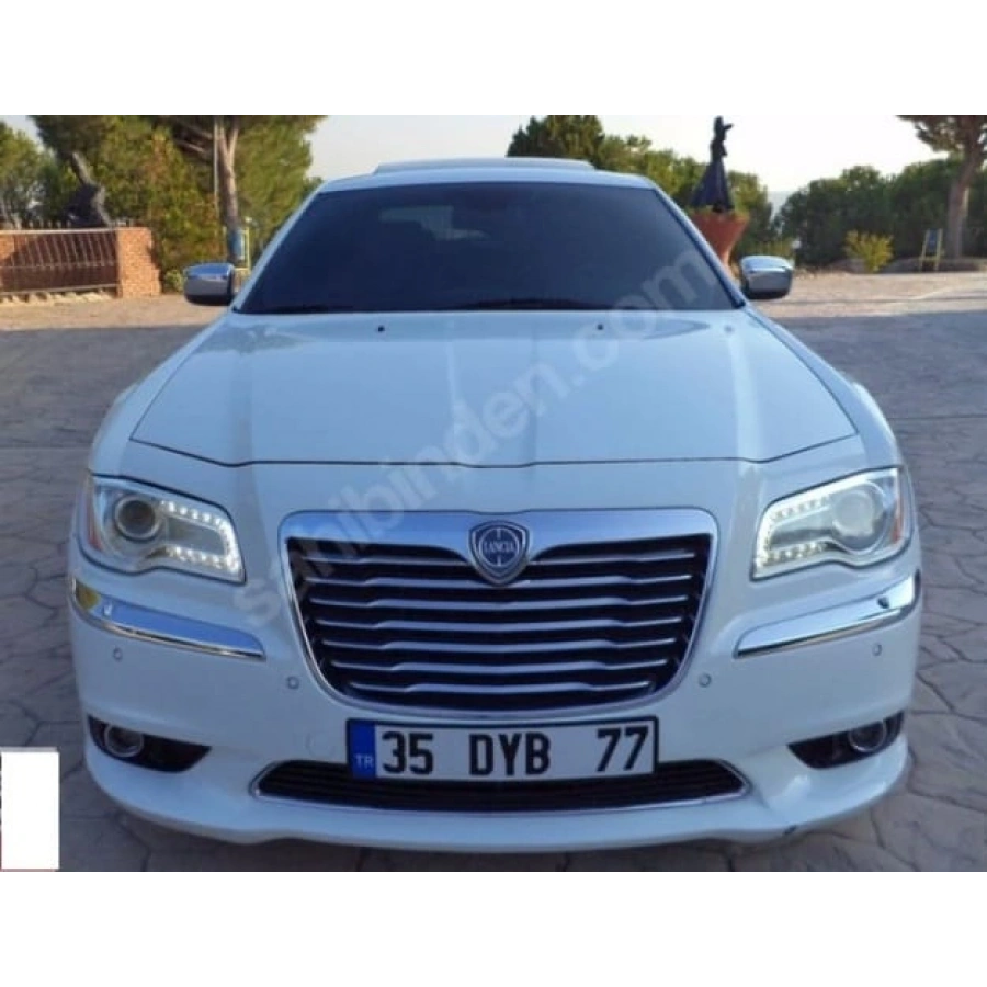 CHRYSLER 300C- 11/12; ARAÇ BİLGİLERİ VE RESİMLERİ