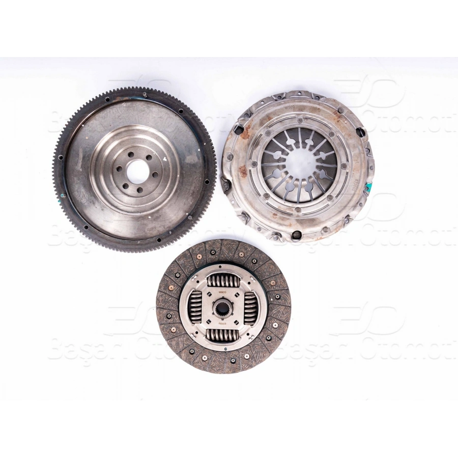 DEBRIYAJ SETI+VOLANT VW GOLF4 BORA SHARAN A3 TOLEDO 1.9TDI AJM 00 >
