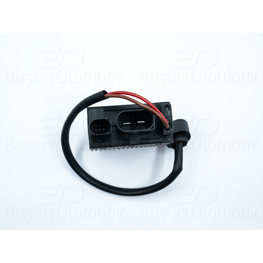 FAN KONTROL UNITESI AUDI A4 A6 PASSAT SUPERB 2.4 2.8V6