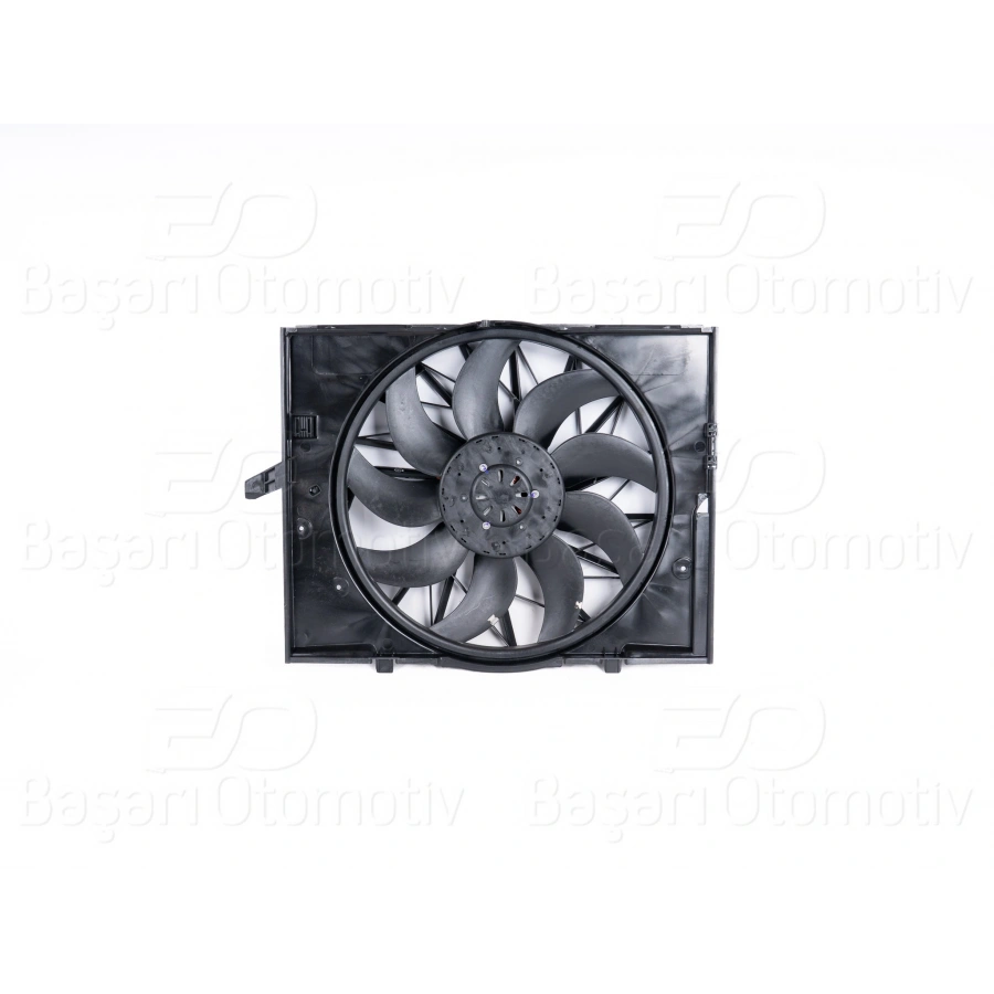 FAN MOTORU DAVLUMBAZLI (495MM-3FIS-400W-9KANAT) BMW E60 SERISI 5.25 5.30İ 05 >
