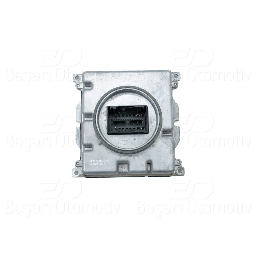 FAR BEYNI LED SOL/SAG (ORJINAL/YENILENMIS) AUDI A3 16-19 A4 15- Q2 16- Q7 16- VW ARTEON 17- PORSCHE 971 16-