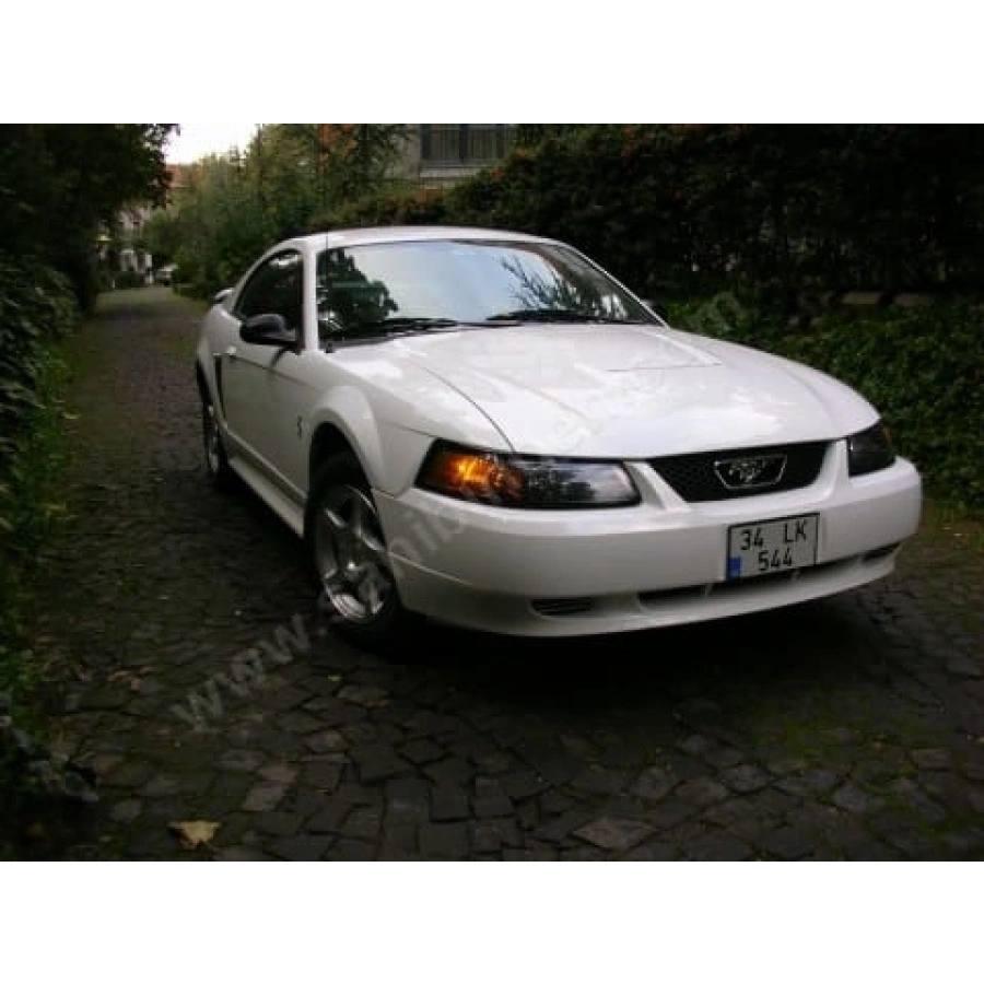 FORD MUSTANG- 01/04; ARAÇ BİLGİLERİ VE RESİMLERİ