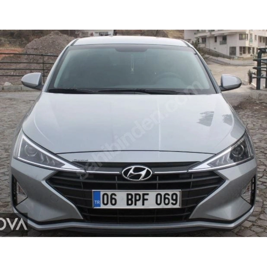 HYUNDAI ELANTRA- 19/20; ARAÇ BİLGİLERİ VE RESİMLERİ