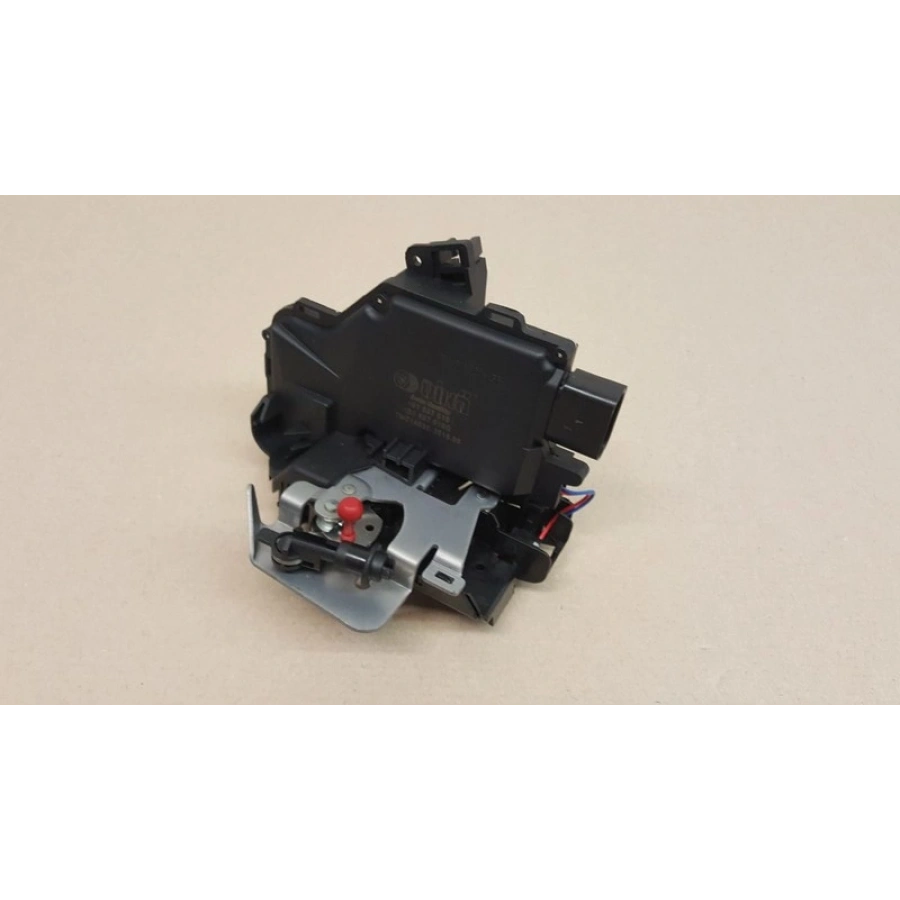 KAPI KILIDI ÖN SAG A4-A6 BM 04-