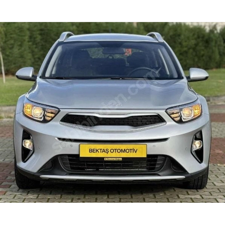 KIA STONIC- 18/24; ARAÇ BİLGİLERİ VE RESİMLERİ