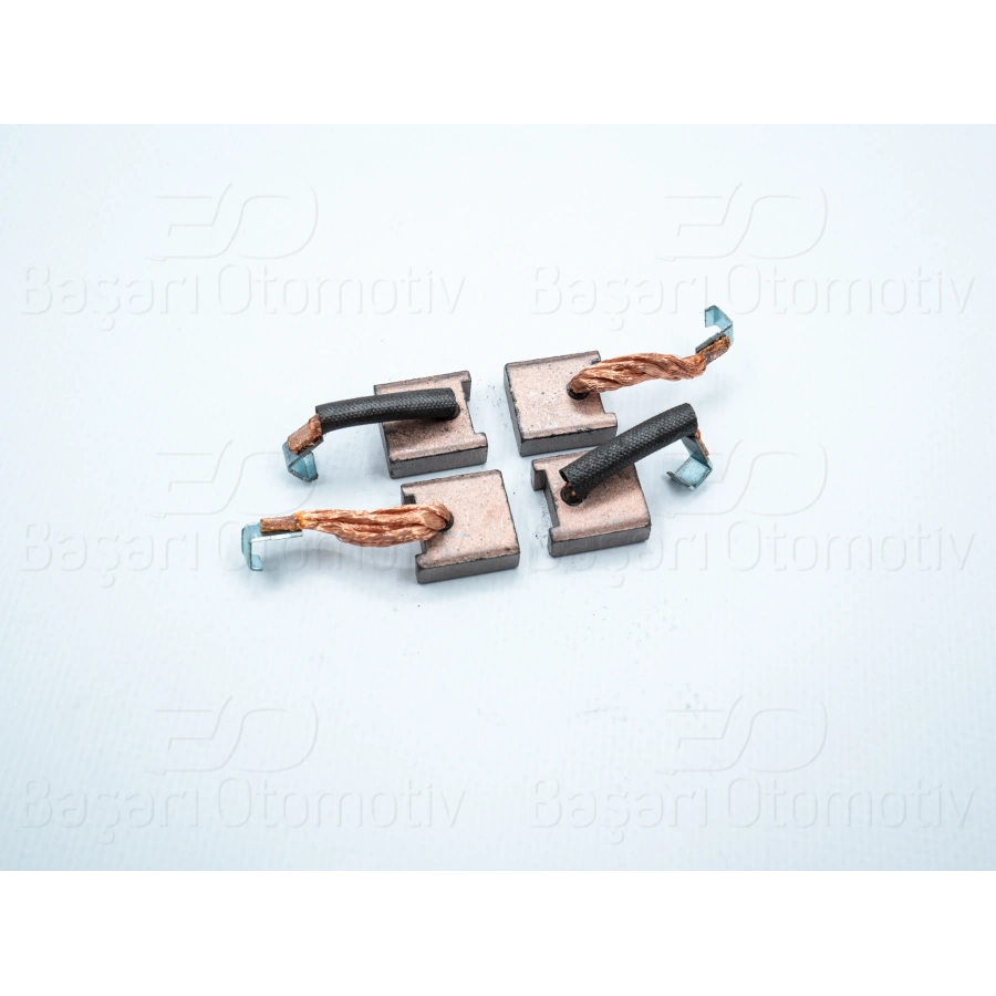 MARS KOMURU UNIVERSAL