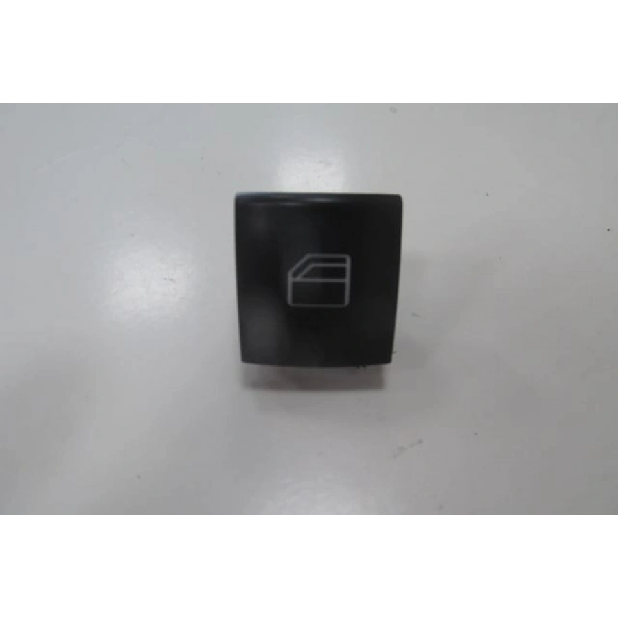 MERCEDES A CLASS- W176- 11/17; ÖN/ARKA CAM DÜĞME BUTONU SAĞ