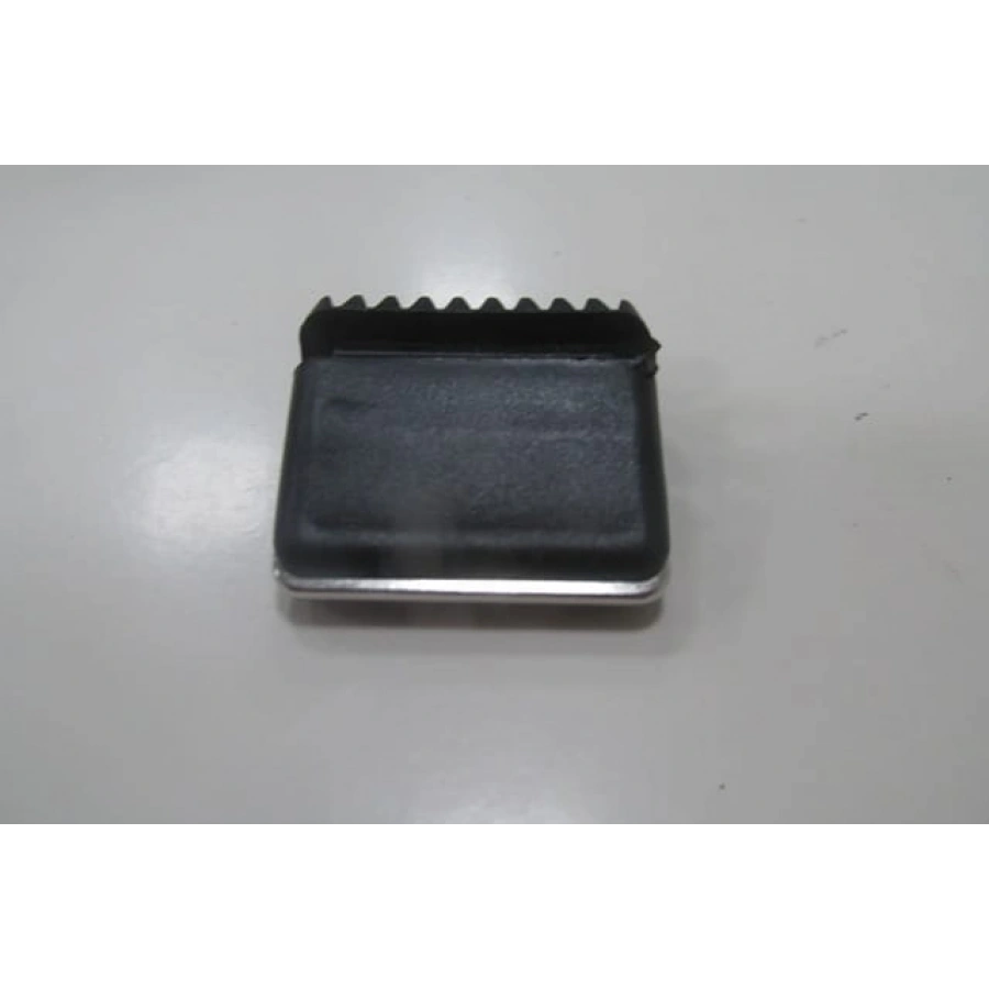 MERCEDES E CLASS- W210- 96/99; HAVALANDIRMA IZGARASI YÖN DÜĞMESİ