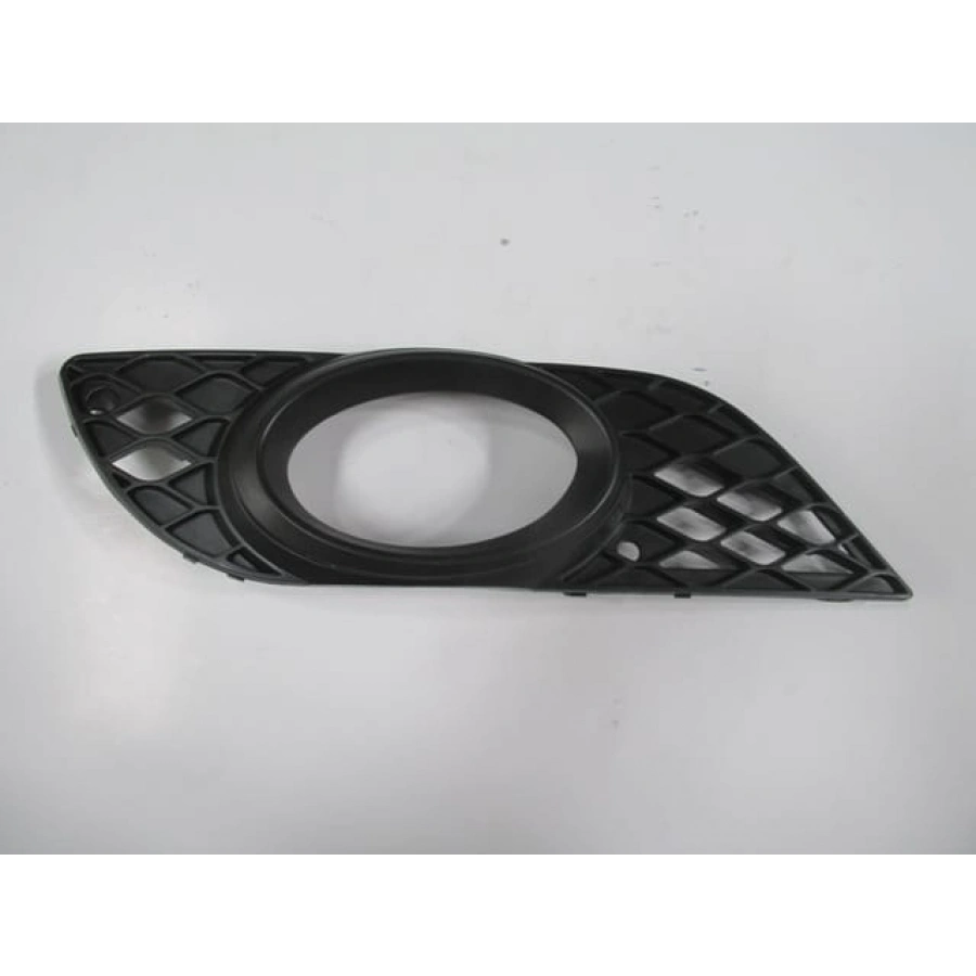 MERCEDES E CLASS- W211- 07/09; SİS LAMBA KAPAĞI SAĞ SİS DELİKLİ/ÇERÇEVESİ SİYAH (TW)