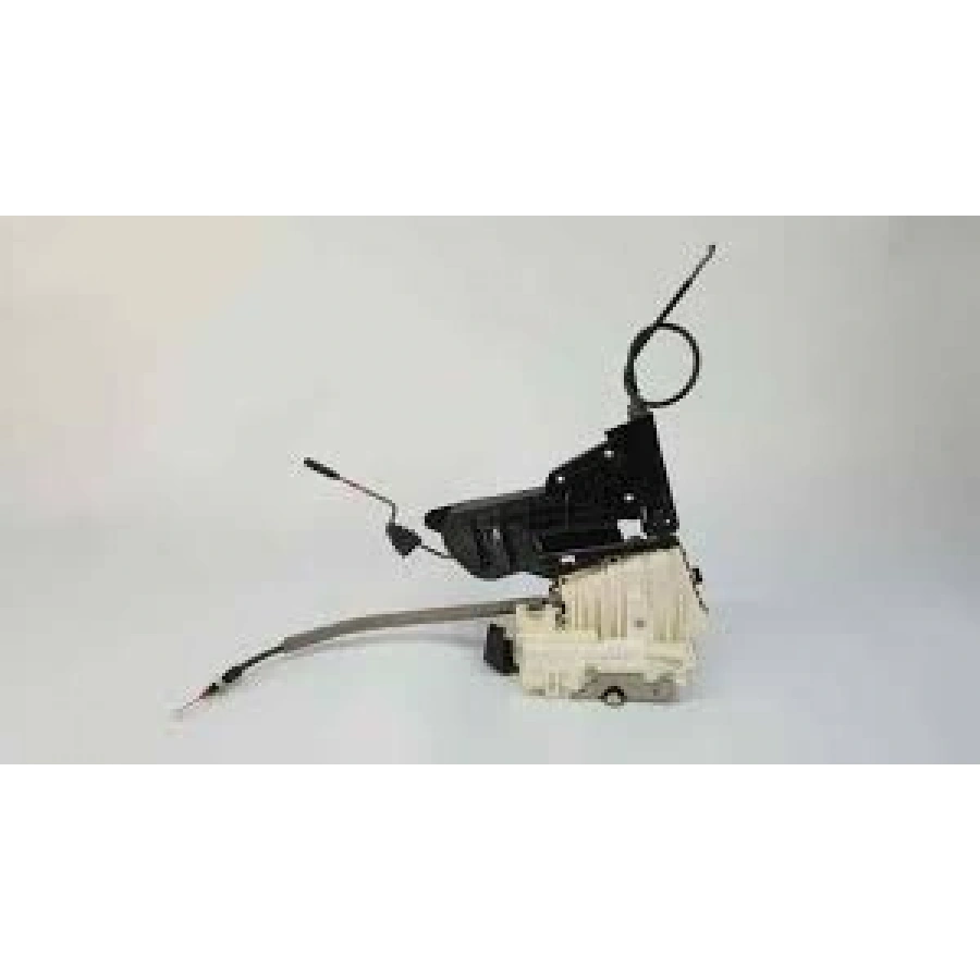 MERCEDES W164 ML SAĞ ARKA KAPI KİLİDİ