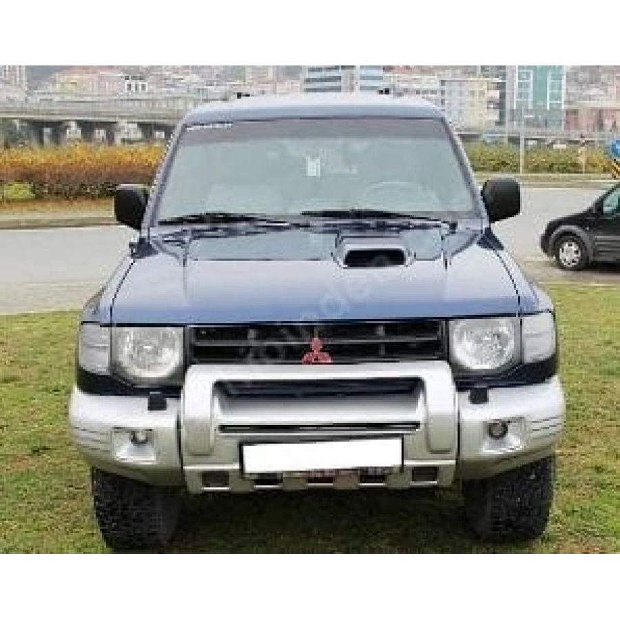 MITSUBISHI PAJERO- 98/00; ARAÇ BİLGİLERİ VE RESİMLERİ