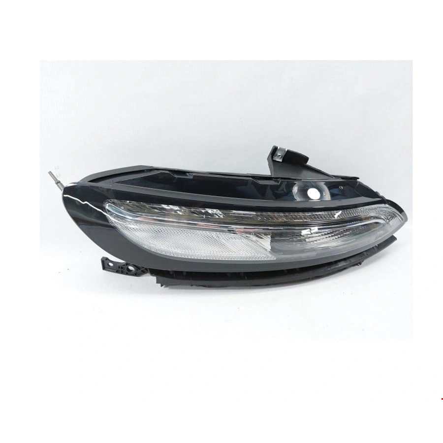 ÖN SİNYAL SAĞ BEYAZ CHEROKEE 2015-