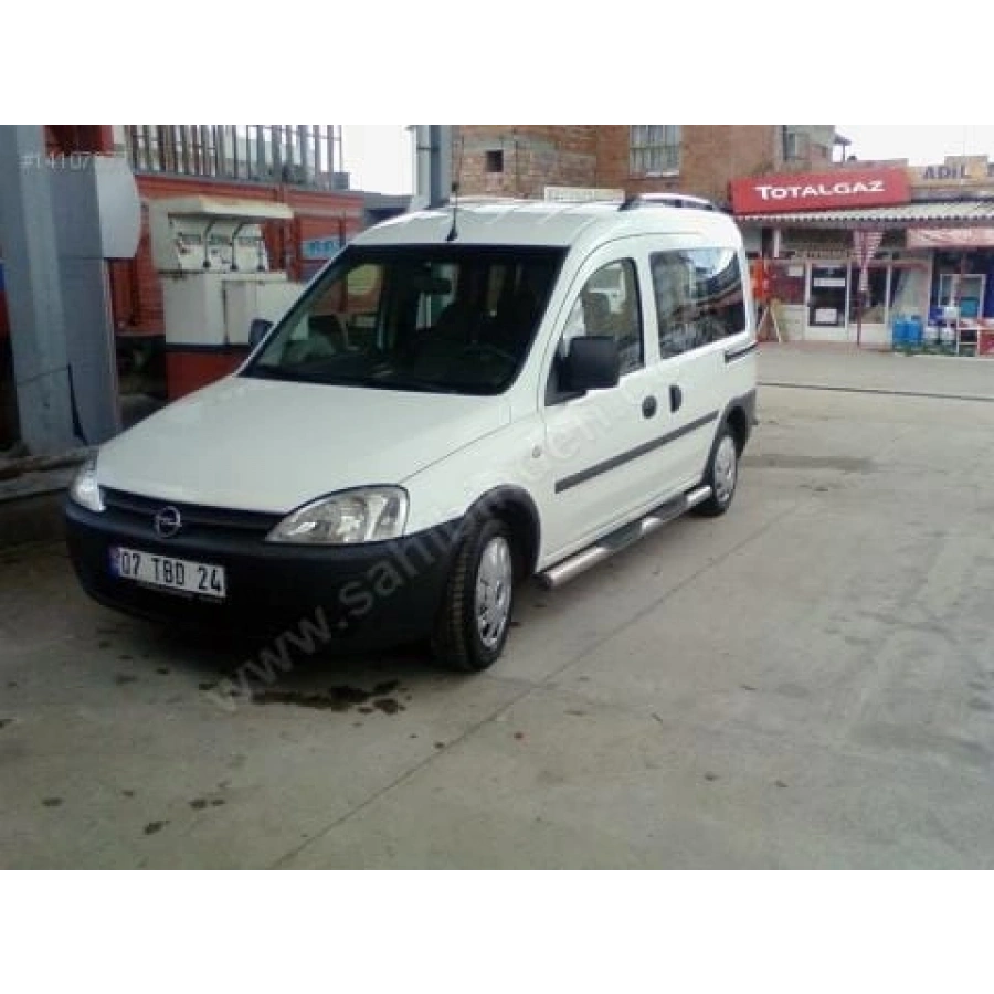 OPEL COMBO- 02/12; ARAÇ BİLGİLERİ VE RESİMLERİ