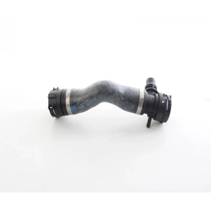 RADYATÖR HORTUMU ÜST E81-E82-E87-E88-E90-E91-E92-E93 N51-N52-N53 05-11