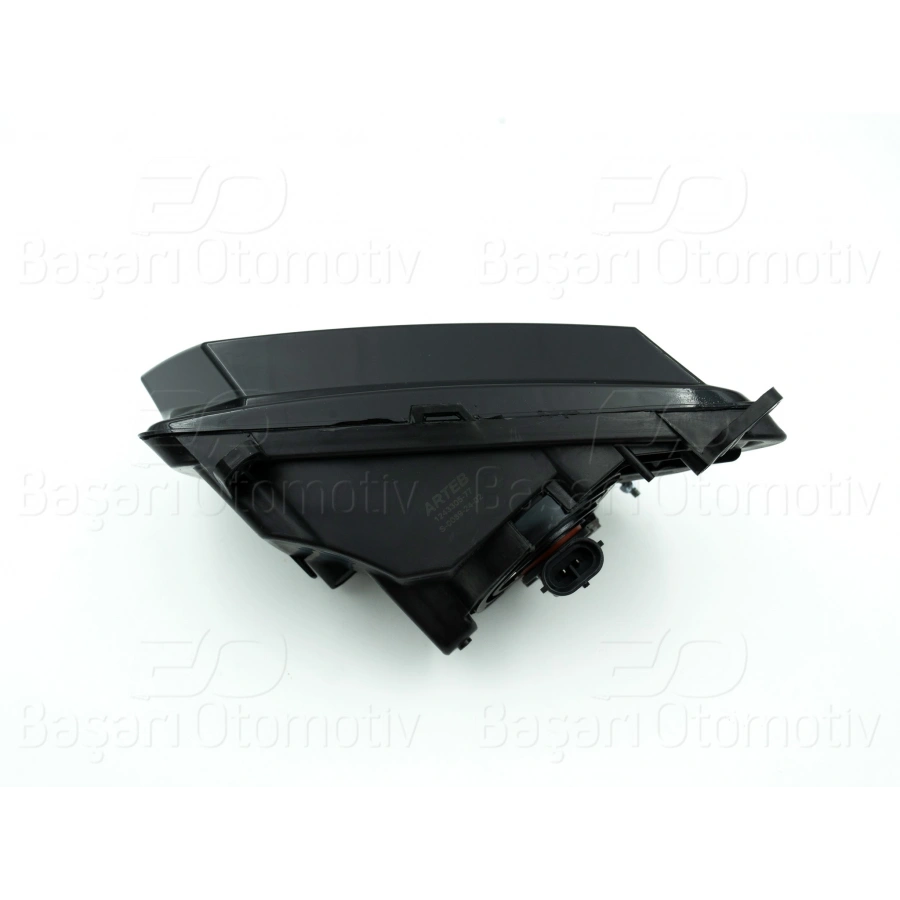SIS FARI SOL AMPULLU AUDI A4 B8 13-15
