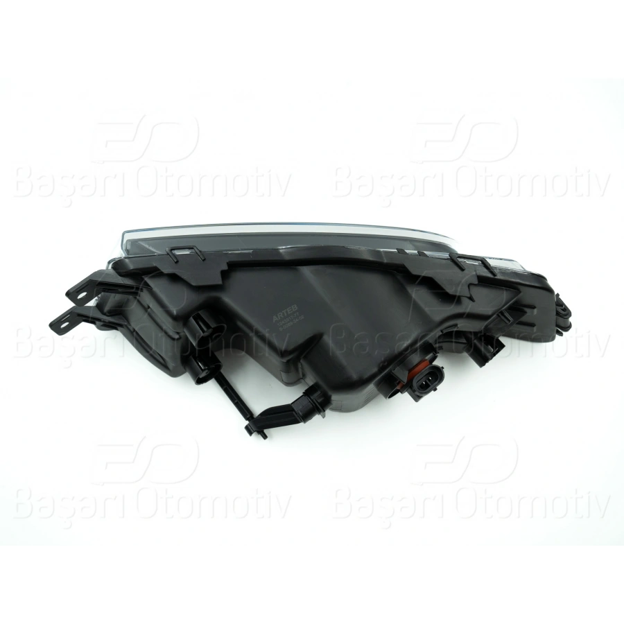 SIS FARI SOL SIYAH AMPULLU SKODA OCTAVIA 13-17