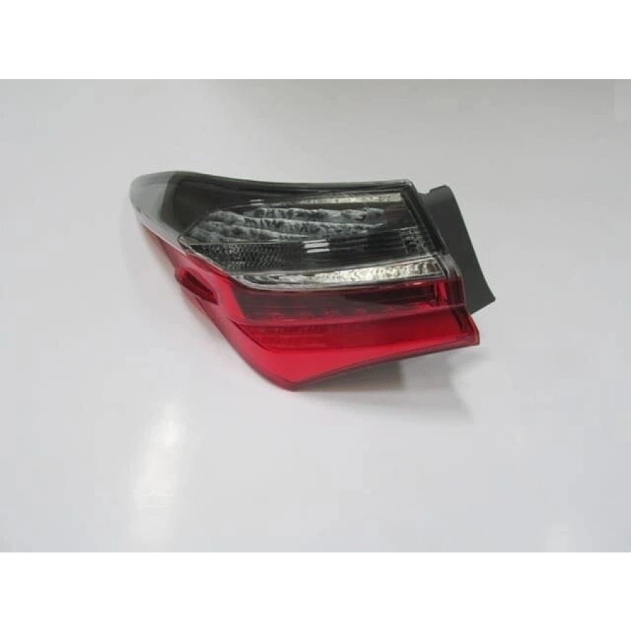 STOP LAMBASI DIS SOL LED COROLLA (E18) Benzin-Dizel 16-