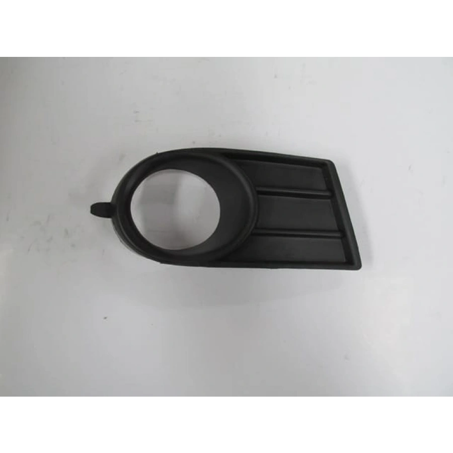 SUZUKI SWIFT- 05/07; SİS LAMBA KAPAĞI SAĞ SİS DELİKLİ (TYG)