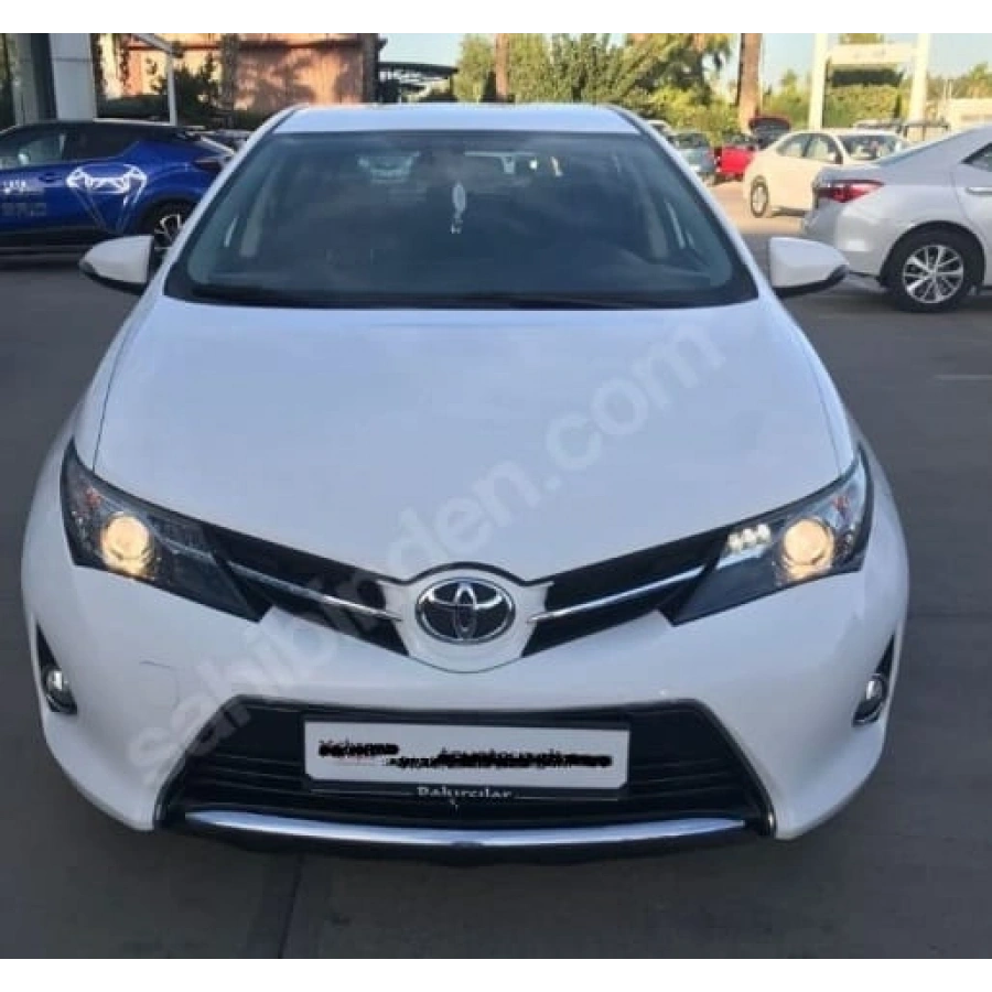 TOYOTA AURIS- 13/15; ARAÇ BİLGİLERİ VE RESİMLERİ
