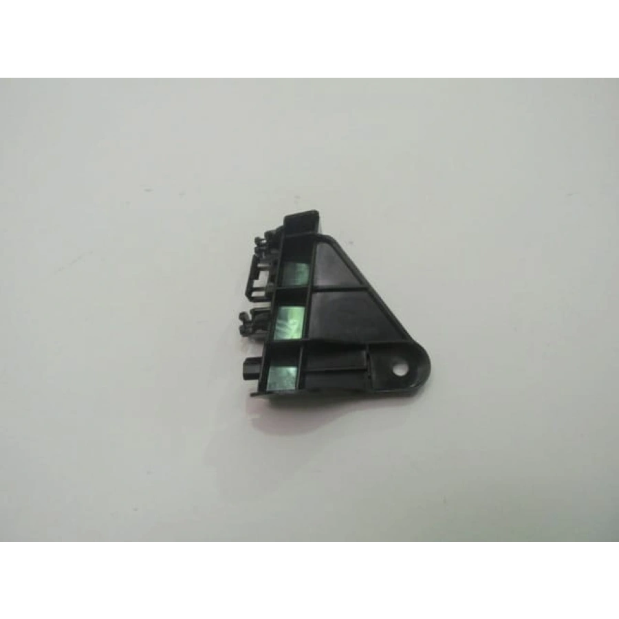 TOYOTA COROLLA- NDE180- 13/18; ARKA TAMPON BAĞLANTI BRAKETİ SAĞ PLASTİK (TW)