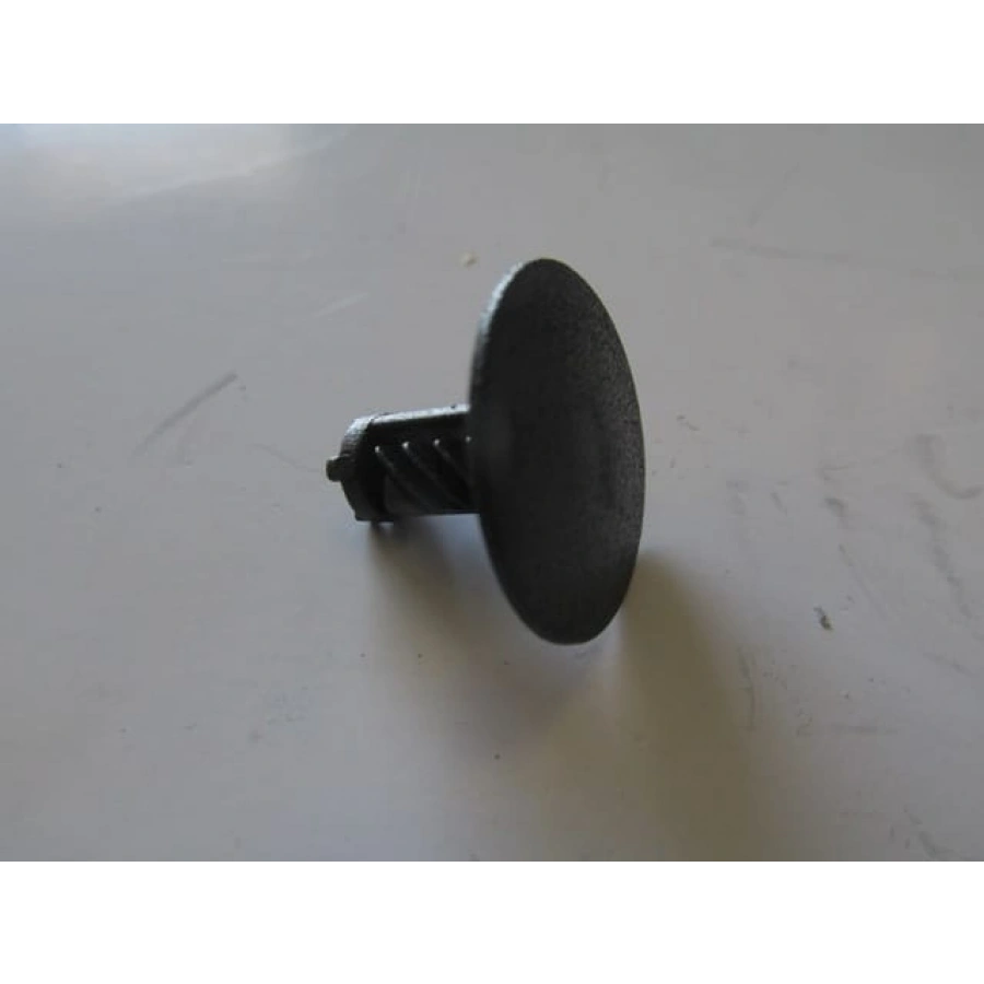 UNIVERSAL UNIVERSAL-; MOTOR KAPUT İZOLATÖR KLİPSİ (FIAT)