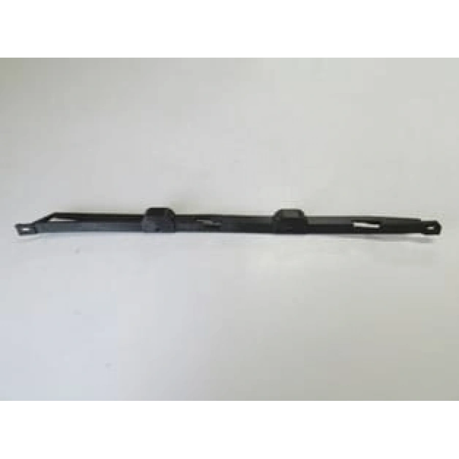 VOLKSWAGEN POLO- CLASSIC- 96/01; ARKA TAMPON İÇ BRAKETİ SAĞ DÜZ TİP (LM)