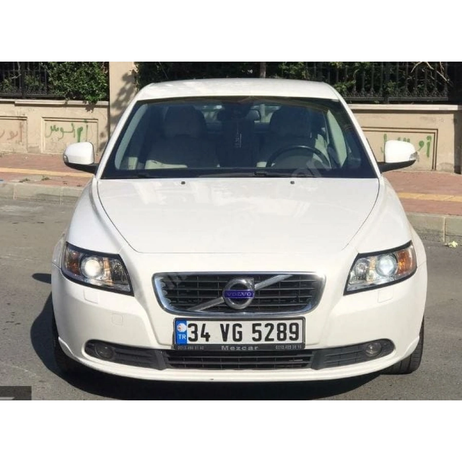 VOLVO S40- 08/12; ARAÇ BİLGİLERİ VE RESİMLERİ