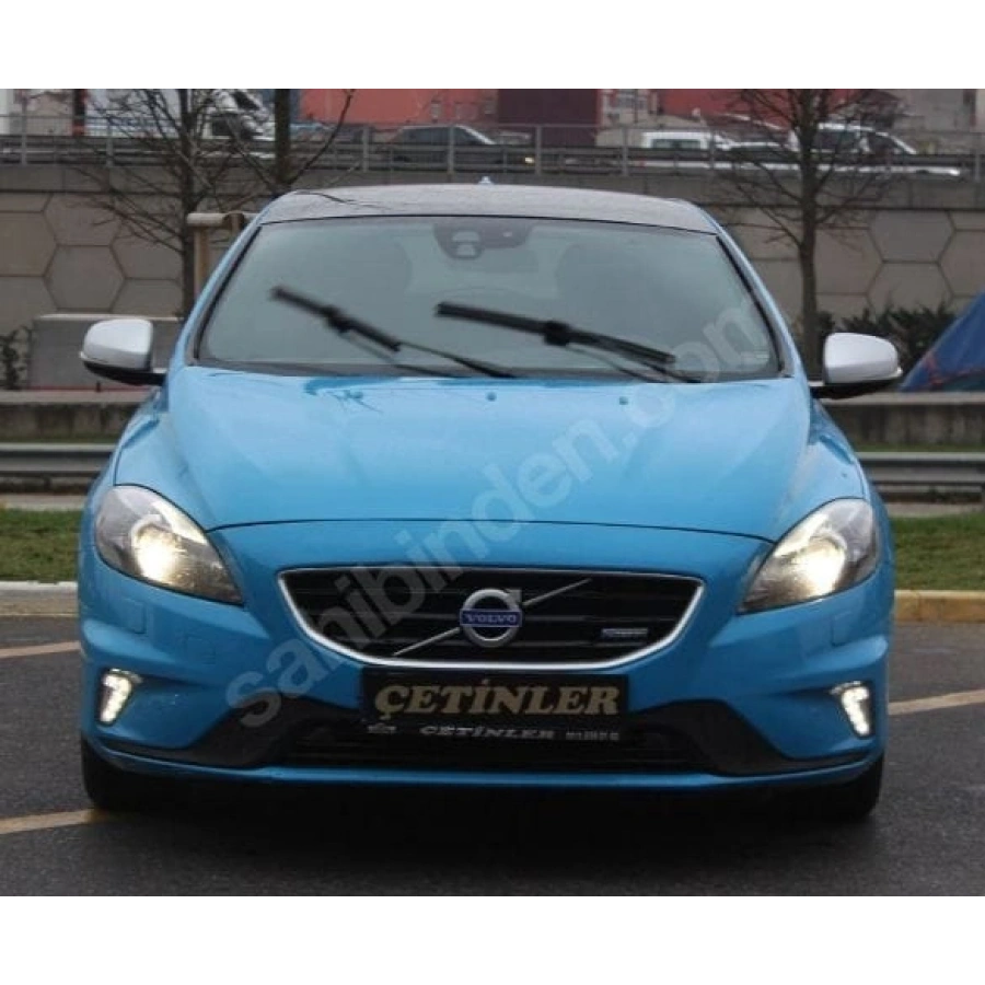 VOLVO V40- 13/19; ARAÇ BİLGİLERİ VE RESİMLERİ