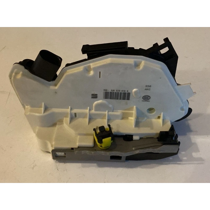 KAPI KİLİDİ ARKA SAĞ ORJİNAL 2016  >  SEAT IBIZA