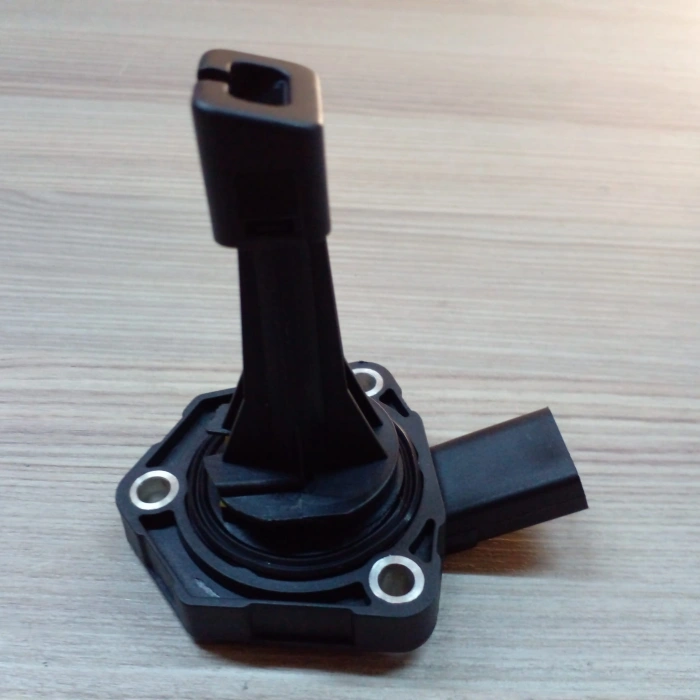 YAĞ SEVİYE SENSÖRÜ POLO-GOLF6-JETTA-T5-A3-LEON CBZA-CBZB-CBZC-CDAA-CDAB-CAAA-CAAB-CAAC 1,2 TSİ-1,8 TSİ-2,0 TDİ 10- ORJİNAL