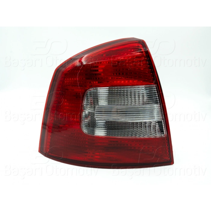 STOP LAMBASI SOL SKODA OCTAVIA 09-