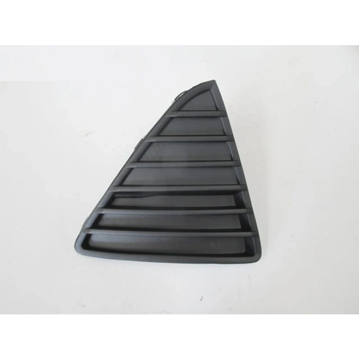 FORD FOCUS- SD/HB- 12/14; ÖN TAMPON PANJURU SAĞ KOYU GRİ (TW) 830-2011