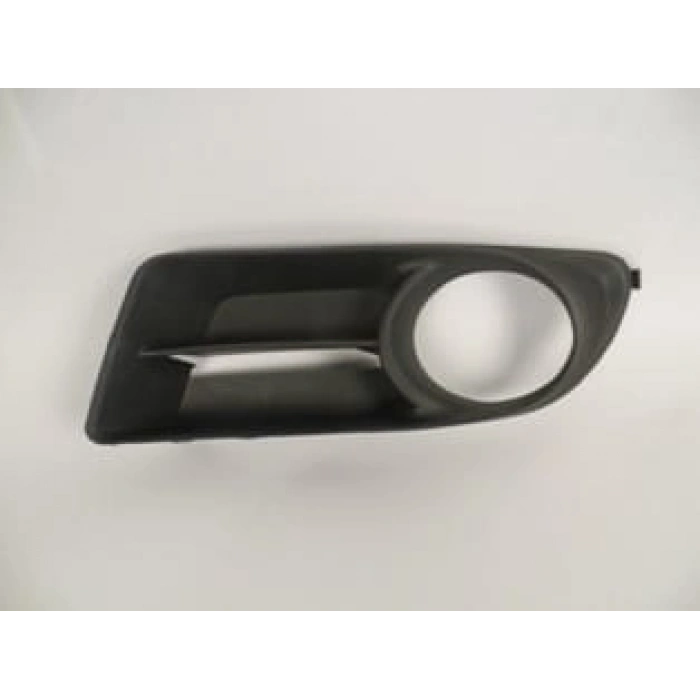 TOYOTA COROLLA- ZZE121- 05/06; SİS LAMBA KAPAĞI SOL YUVARLAK DELİKLİ (EURO BODY) 52128-02170