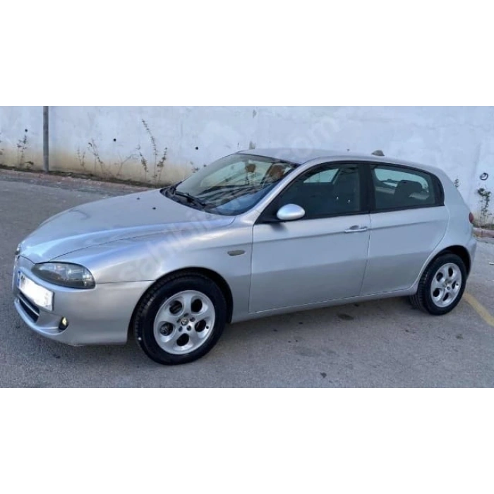 ALFA ROMEO 147- 01/09; ARAÇ BİLGİLERİ VE RESİMLERİ
