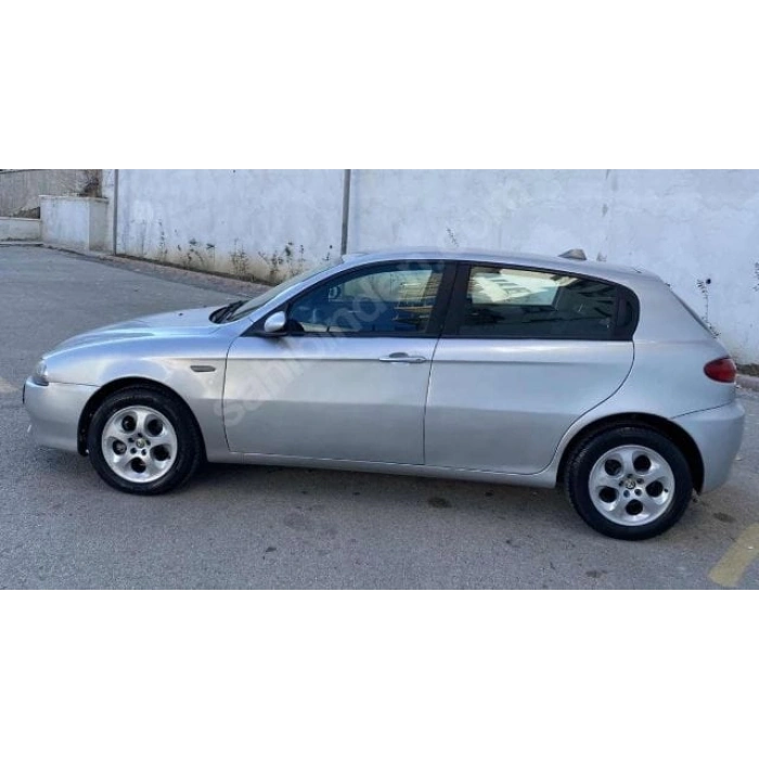 ALFA ROMEO 147- 01/09; ARAÇ BİLGİLERİ VE RESİMLERİ