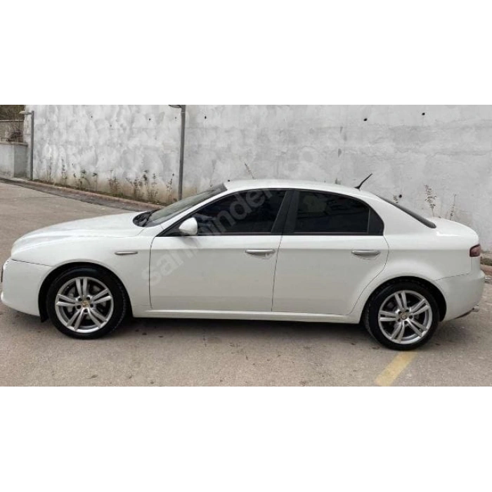 ALFA ROMEO 159- 06/11; ARAÇ BİLGİLERİ VE RESİMLERİ