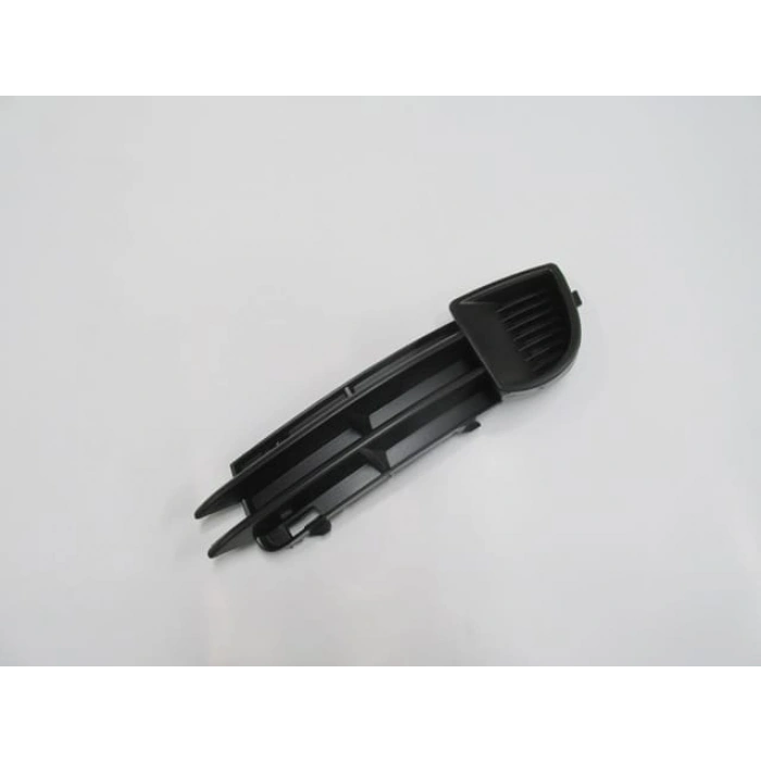 AUDI A3- 05/08; SİS LAMBA KAPAĞI SOL SİS DELİKSİZ SİYAH (TW)