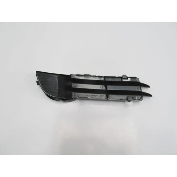 AUDI A3- 05/08; SİS LAMBA KAPAĞI SOL SİS DELİKSİZ SİYAH (TW)