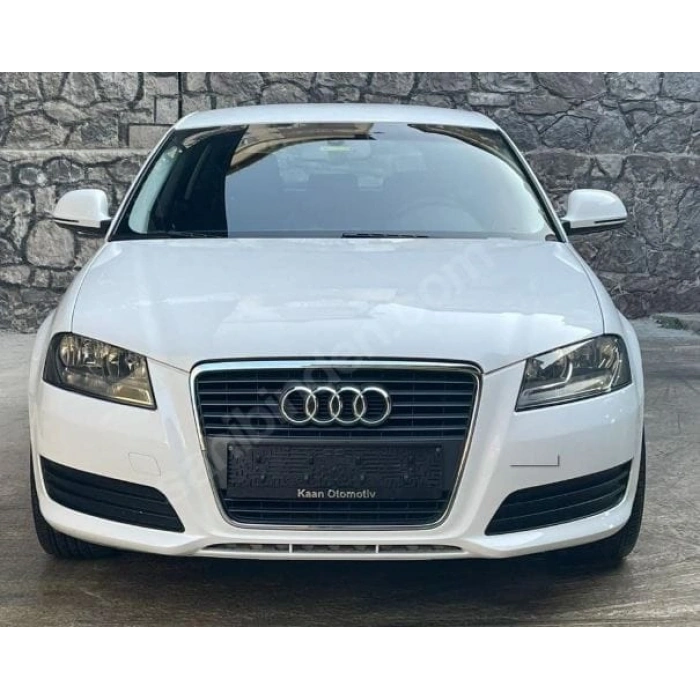 AUDI A3- 09/12; ARAÇ BİLGİLERİ VE RESİMLERİ
