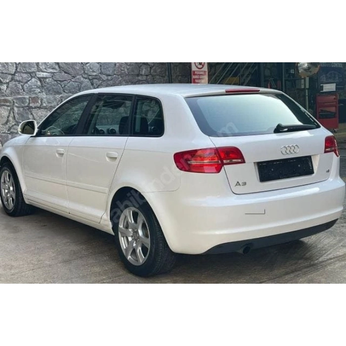 AUDI A3- 09/12; ARAÇ BİLGİLERİ VE RESİMLERİ