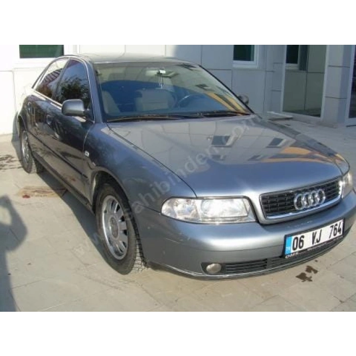 AUDI A4- 00/01; ARAÇ BİLGİLERİ VE RESİMLERİ