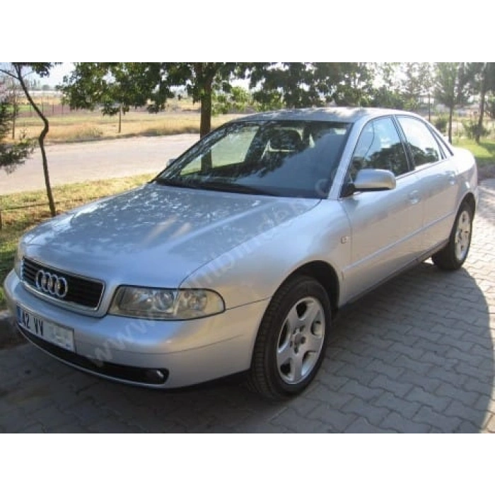 AUDI A4- 00/01; ARAÇ BİLGİLERİ VE RESİMLERİ