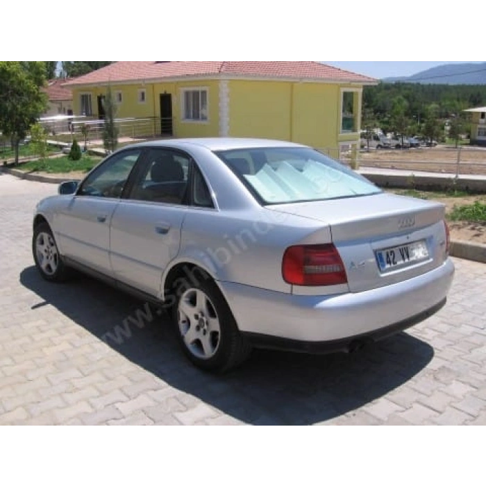 AUDI A4- 00/01; ARAÇ BİLGİLERİ VE RESİMLERİ