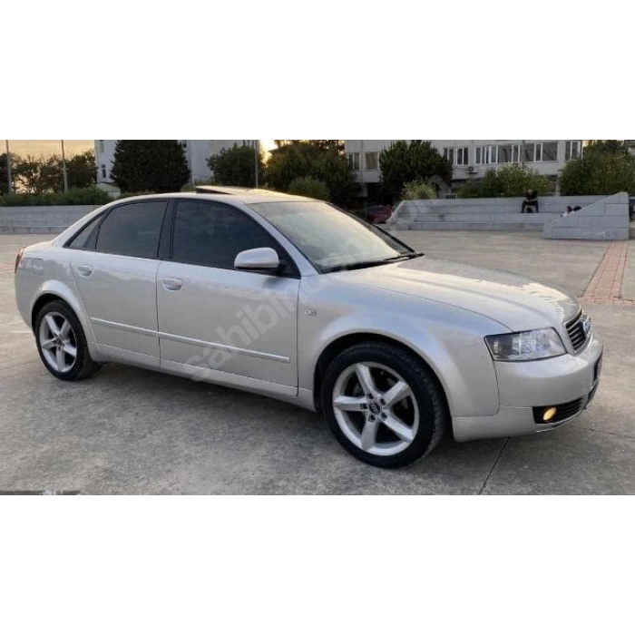 AUDI A4- 02/05; ARAÇ BİLGİLERİ VE RESİMLERİ